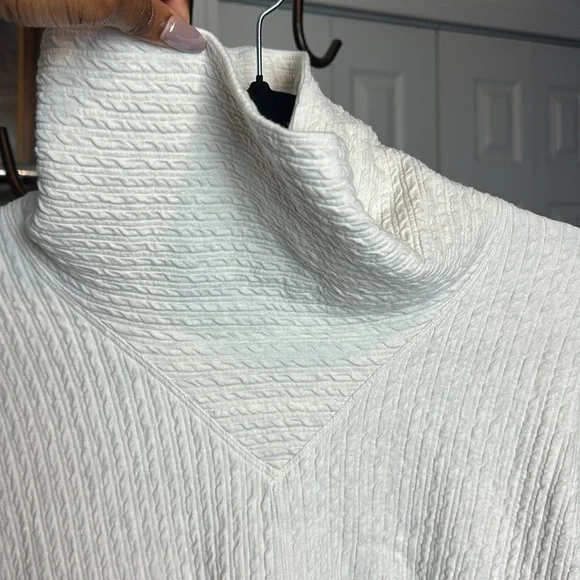 LULULEMON RETREAT YOURSELF PULLOVER SWEATER TOP SIZE 4 ❌OVERSIZED - Picture 10 of 10